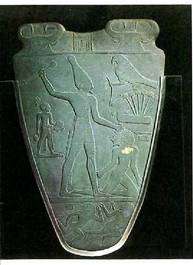 Narmer-en paleta. Dinastia aurreko aldia, K.a.<br><br>3000.<br><br>